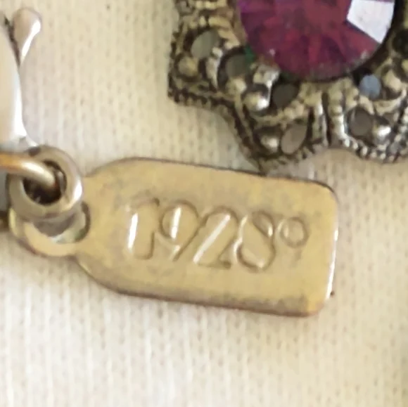 Necklace Jeweled Drop - Picture 5 of 7